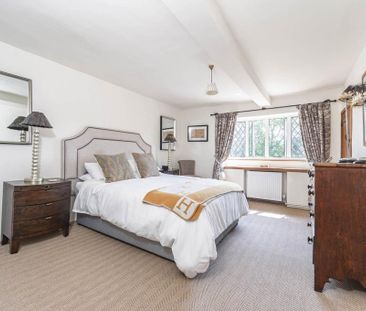4 bedroom detached house to rent - Photo 5