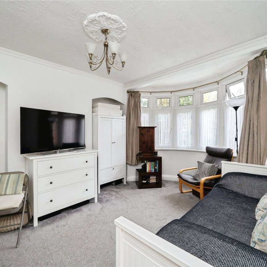 Wyndham Crescent, Whitton, Hounslow, TW4 5HZ - Photo 1