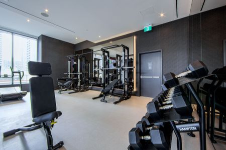 For Lease - 11 Yorkville Avenue Unit# 503, Toronto, Ontario - Photo 4