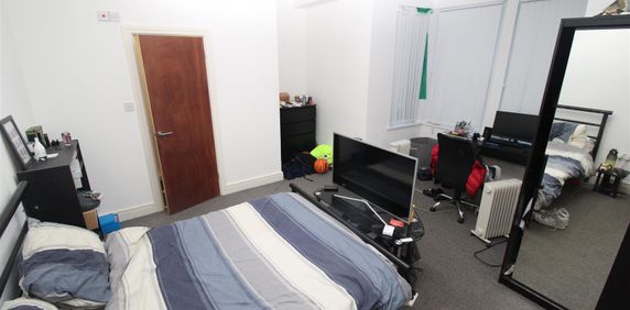 Room For Rent Llantwit Road, Pontypridd - Photo 2