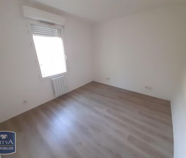 Location Appartement 2 pièces 47m² AGEN 47000 - Photo 4