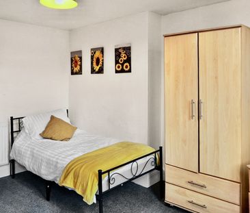 Bedsit, Waverley Road, BS6 - Photo 3