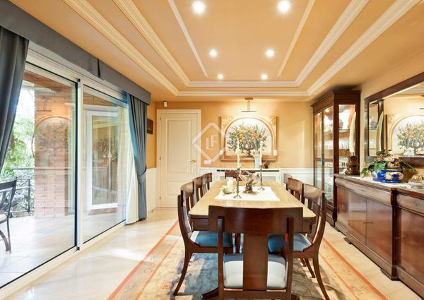 5 Bedroom house / villa with 172m² garden for rent in Sant Cugat, Barcelona