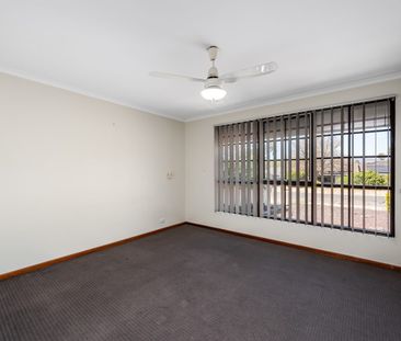 Easy Living Family Home - Photo 4