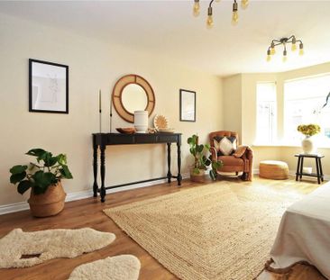 3 bedroom flat to rent - Photo 5