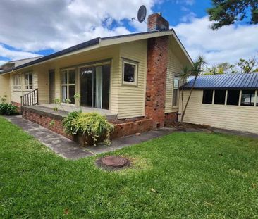 Fabulous Family House - Photo 2