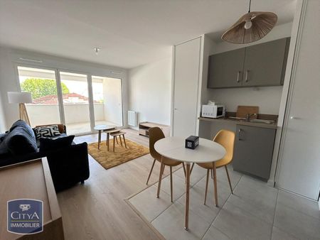 Location Appartement 1 pièce 32m² BORDEAUX 33100 - Photo 2