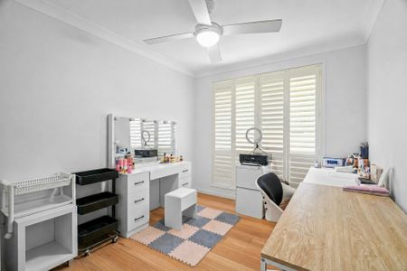 Modern Living with Exceptional Convenience - Photo 5