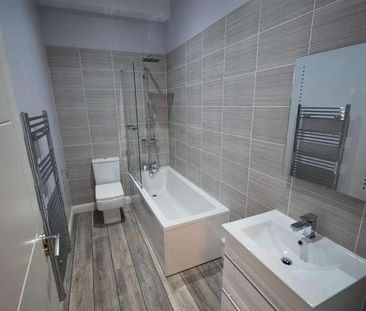 Market Street, Tottington, BL8 - Photo 6