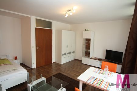 Ruhiges lichtdurchflutetes Apartment mit moderner Möblierung - Photo 5