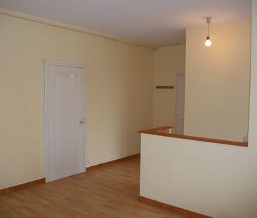 Louer studio 1 pièce de 28 m² à Rennes (35000) - Photo 2