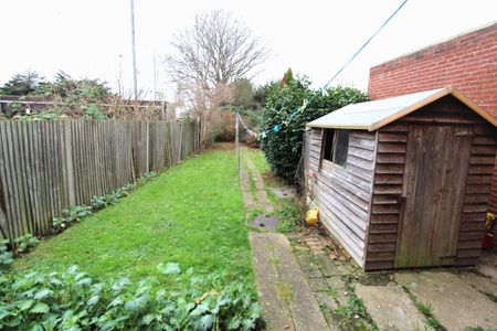 New Road, Harlington, Hayes, UB3 5BQ - Photo 5