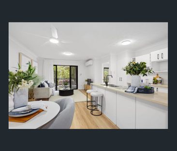 Luxe Apartment with large floorplan and extra large wrap-around bal... - Photo 6