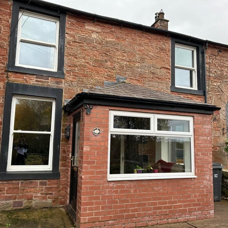 2 bedroom cottage to rent - Photo 1