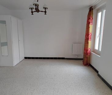 Location Appartement 1 pièce 34m² FLEURY LES AUBRAIS 45400 - Photo 5