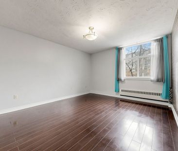For Lease - 2245 Eglinton Avenue Unit# 204, Toronto, Ontario - Photo 3