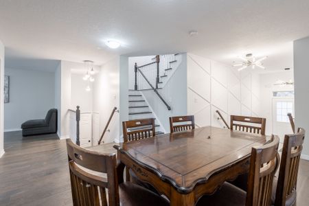 For Lease - 22 Lambert Crescent, Brantford, Ontario - Photo 4