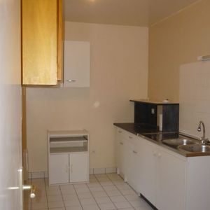 Location Appartement 1 pièce 37m² L HAY LES ROSES 94240 - Photo 2