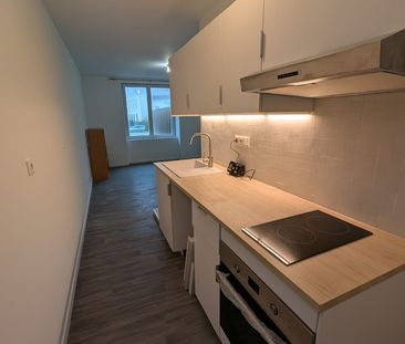 Appartement 1 pièce à Fontenay-le-Comte - Photo 3