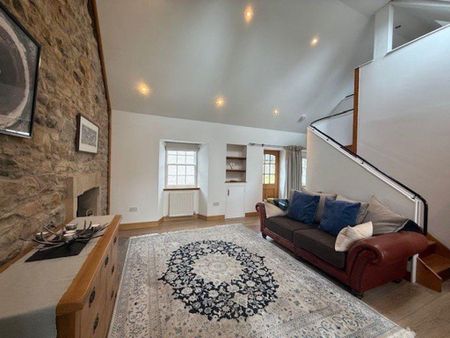 2 bedroom semi-detached house to rent - Photo 2