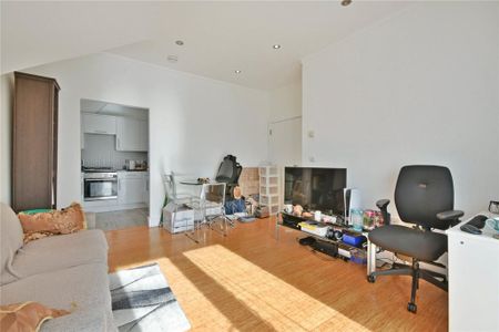 1 bedroom flat to rent - Photo 2