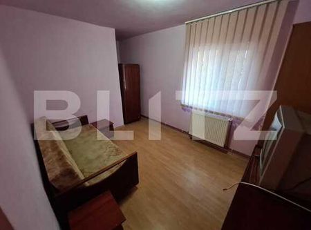 Apartament o camera, 35 mp, zona Vivo! - Fotografie 2