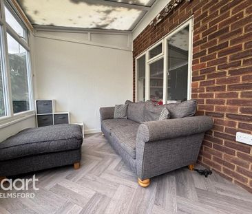 3 bedroom end of terrace house to rent - Photo 2