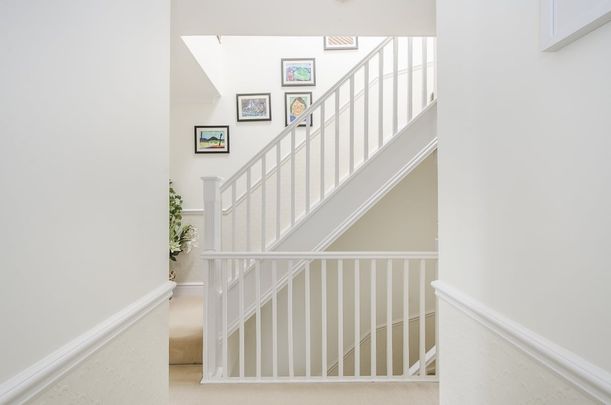5 bedroom semi-detached house to rent - Photo 1
