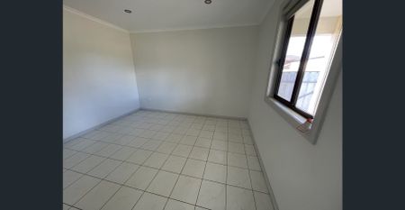 Fantaqstic 2 bedroom granny flat! - Photo 4