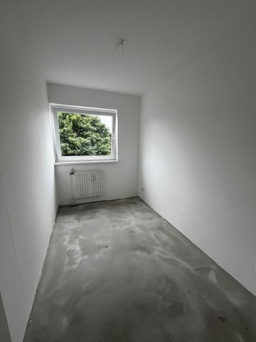 Gemütliche 4-Zimmer-Wohnung mit zwei Loggien // 3.OG rechts - Foto 4