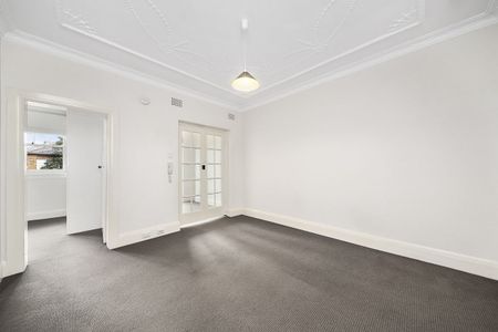 8/104 Kirribilli Avenue, Kirribilli, NSW 2061 - Photo 2