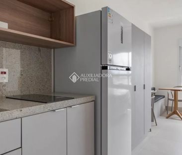 Loft com 1 quarto e 26m² para alugar em Passo da Areia, Porto Alegre. - Photo 4