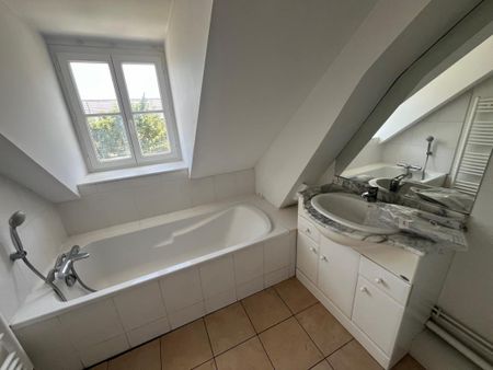 Location Appartement 2 pièces 45m² DIJON 21000 - Photo 3