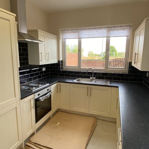 Sutton Road, Askern - Photo 1