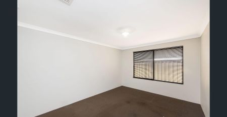 WELL LOCATED SPACIOUS FAMILY HOME - Photo 4