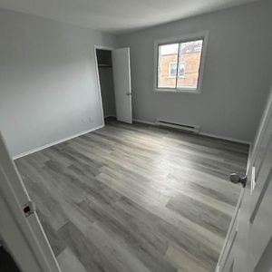 LASALLE - 5 1/2 À LOUER - Photo 2