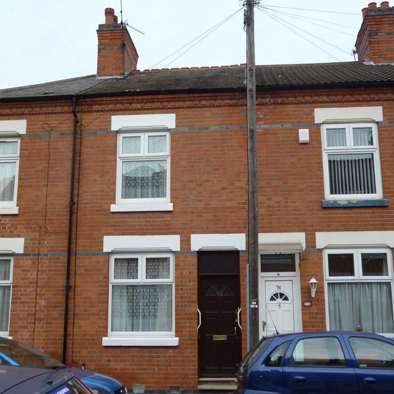 3 bedroom terraced house to rent - Photo 1