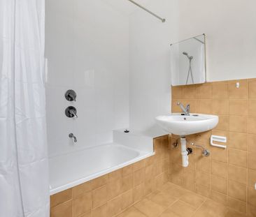 1/2D Cunningham Street, Northcote VIC 3070 - Photo 5