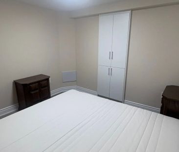 182 Skegby Road #Legal Basement - Photo 2