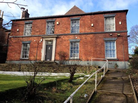 6 Bed Semi-Detached House, Upperthorpe, S6 - Photo 4