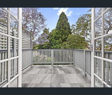 ELEGANT VICTORIAN TERRACE IN PRIME PADDINGTON LOCATION - Photo 3