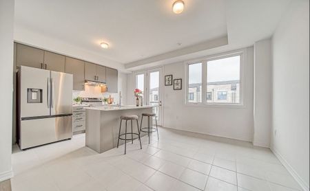 For Lease - 53 Sorbara Way, Whitby, Ontario - Photo 4