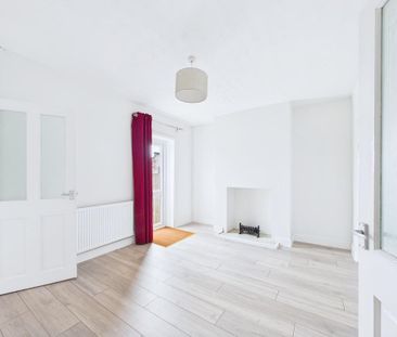 2 bedroom house to rent - Photo 1