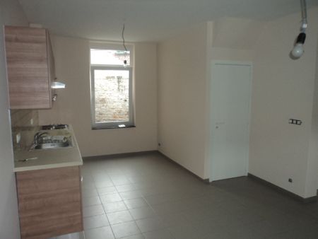 Gerenoveerde rijwoning met koer te Geluwe. - Photo 2