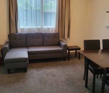 Charming 2BR Flat in Georgetown! - Photo 1