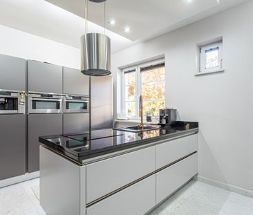 Luksusowo wykończony dom, osiedle Wille Laguna - Photo 2