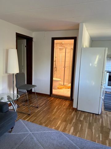 Lingvägen, Tumba - Photo 2