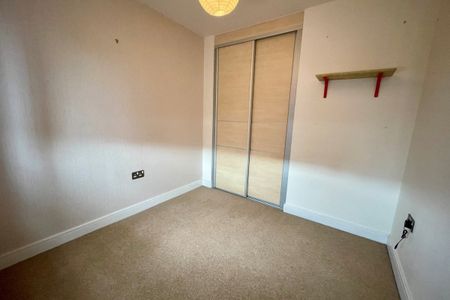 Bryce Drive, Bromborough, WIRRAL - Photo 3