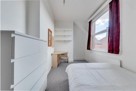 5 bedroom house to rent - Photo 4