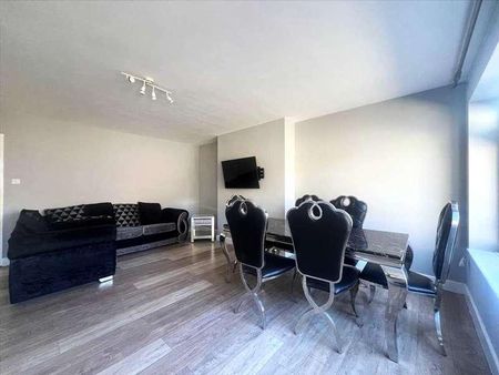 Parkfield Close, Edgware, HA8 - Photo 2